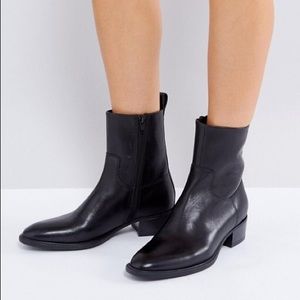 VAGABOND MEJA LEATHER ANKLE BOOTS